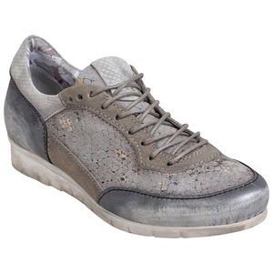 Metallic Snakeskin Leather Miz Mooz sneakers, EUC!